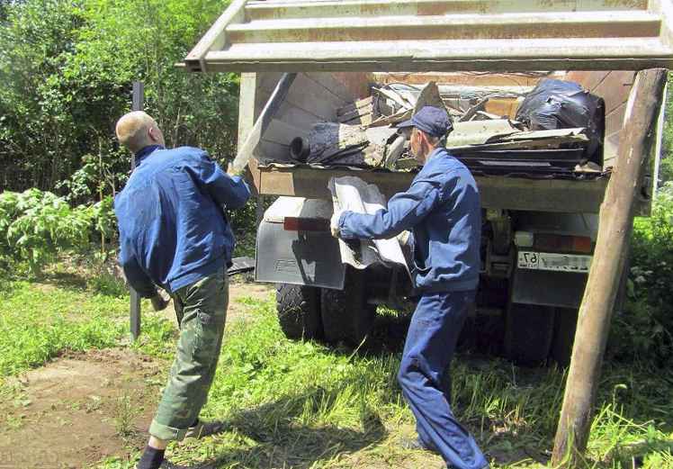 Вывоз мусора с дачного участка с грузчиками из Белгорода в Курск